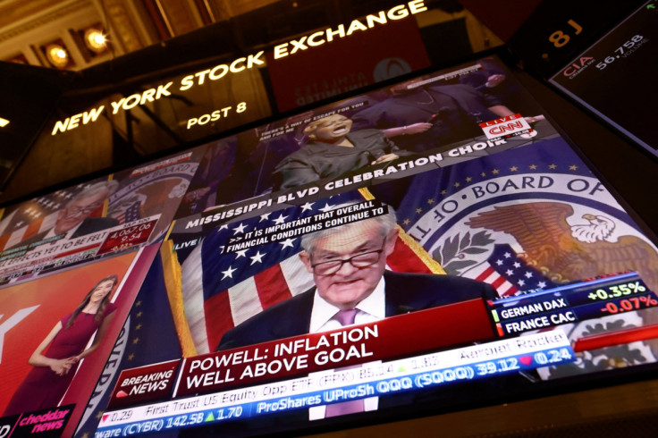 US-Notenbankchef Jerome Powell Zinsankündigung auf dem Handelsparkett der New York Stock Exchange (NYSE) in New York City