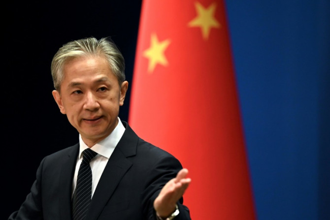 „Es sind die Vereinigten Staaten und nicht China, die endlos Waffen auf das Schlachtfeld liefern“, sagte der Sprecher des chinesischen Außenministeriums, Wang Wenbin