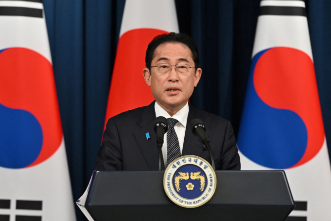 Der japanische Premierminister Fumio Kishida besucht Südkorea