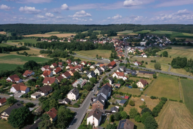 In Schnabelwaid haben die Bewohner „Ja“ zur Installation von Windkraftanlagen am Hang neben ihrem ländlichen bayerischen Dorf gesagt – ein seltener Sieg für eine ungeliebte Energiequelle in Deutschlands größter Region